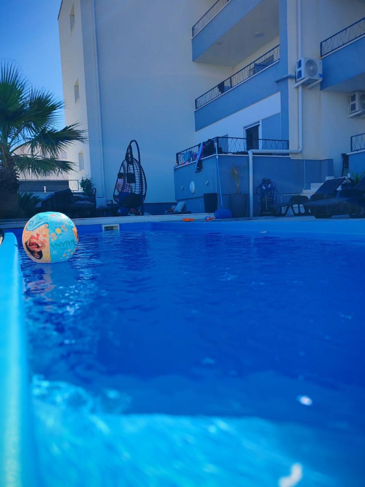 Apartmani Anastasia With Pool, Novalja Buitenkant foto