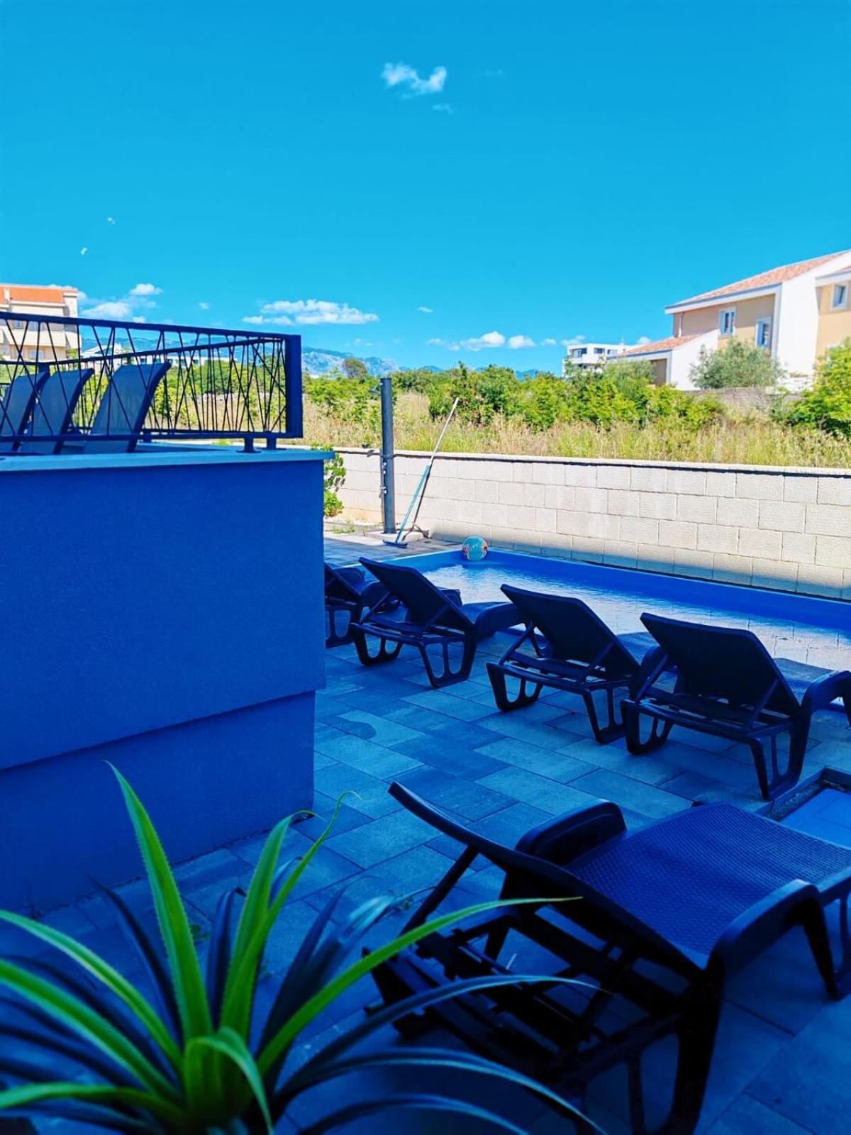 Apartmani Anastasia With Pool, Novalja Buitenkant foto